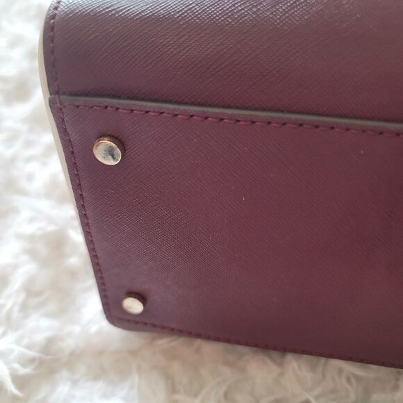 Kate Spade Tote - Picture 4 of 7